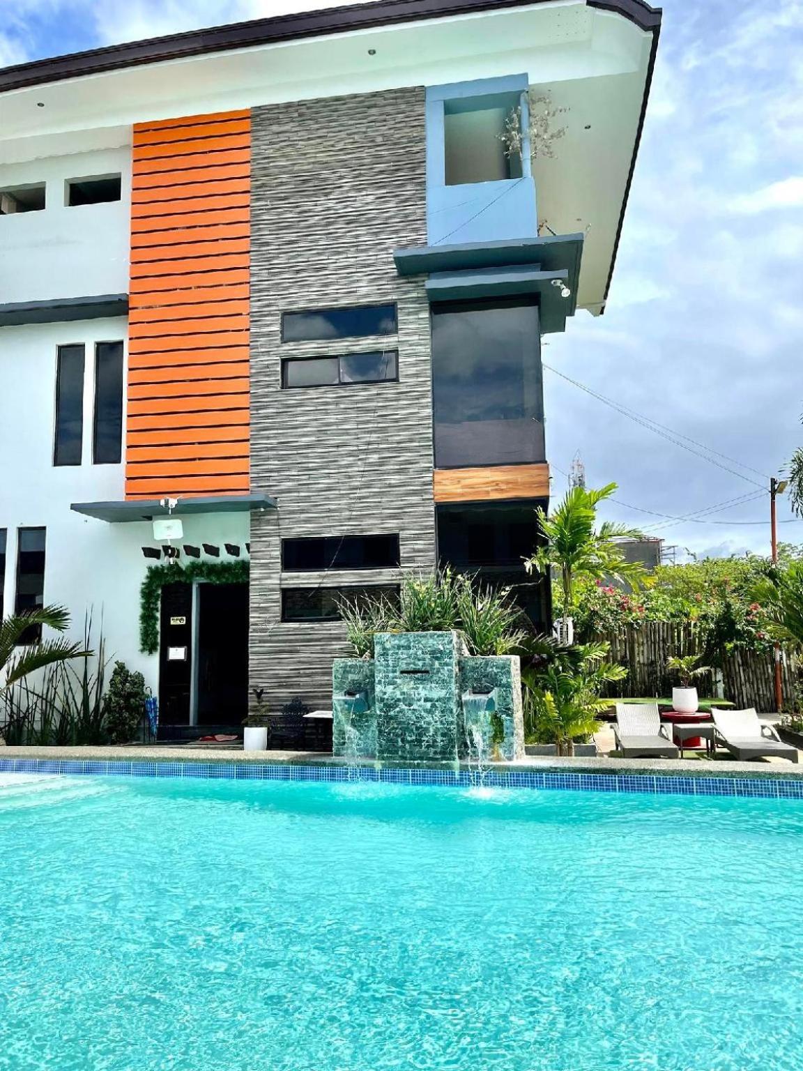 Little Rock Cebu Hotel Lapu-Lapu City Kültér fotó