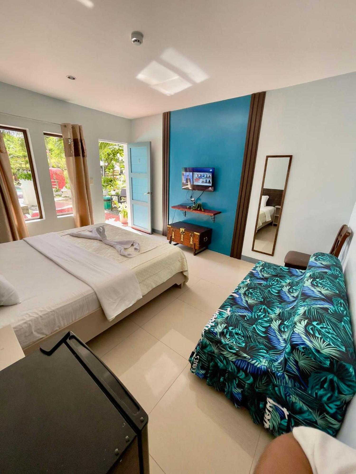 Little Rock Cebu Hotel Lapu-Lapu City Kültér fotó