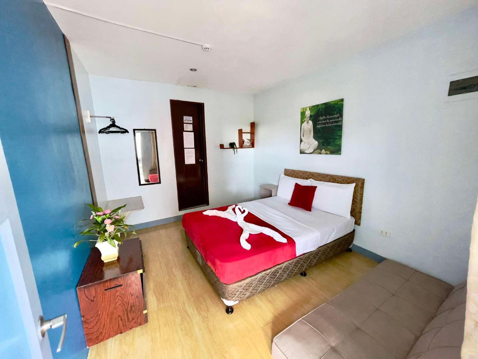 Little Rock Cebu Hotel Lapu-Lapu City Kültér fotó